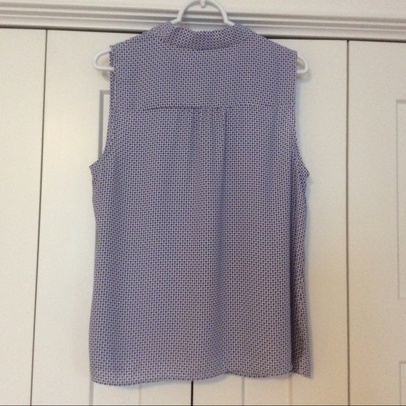 Talbots Blue Sleeveless V-Neck Front Tie Top - LP - Picture 2 of 11